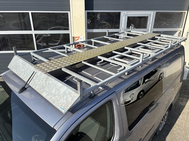 Opel VIVARO 2.0 CDTI L3H1 DC Edition | Trekhaak | Imperiaal | Apple Carplay | Camera | Nav |
