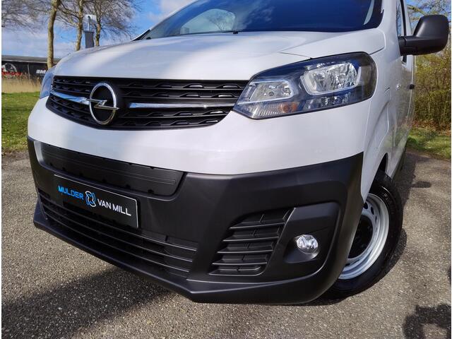 Opel VIVARO Vivaro-e L3 75 kWh 136pk | Actie op = op! | NAVI | Multimedia | Apple Carplay | Android Auto | Parkeersensoren achter | Bestuurdersstoel comfort | Bank voorpassagiers met opbergruimte| ECall pakket met geprogrammeerd voorverwarmen | Laadkabel | Reservewie