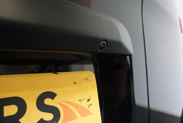 Opel VIVARO Vivaro-e 75kWh L2H1 Innovation Cruise Control Airco Navi Camera 3-zits
