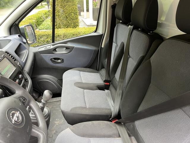 Opel VIVARO BI-TURBO L2