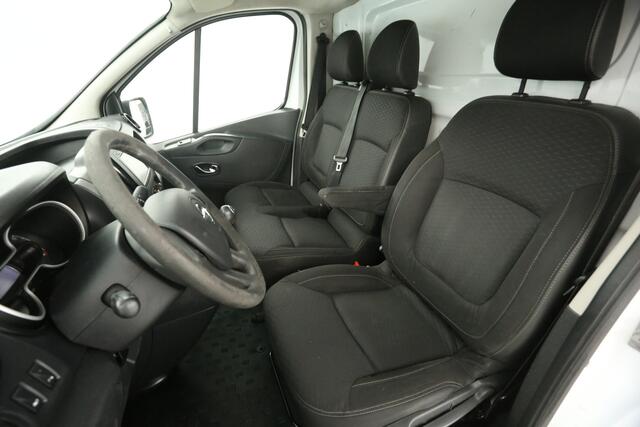 Opel VIVARO 1.6 CDTI L1H1 Airco Cruise Navigatie Parkeersensoren 3 Persoons Imperiaal Elektrpakket