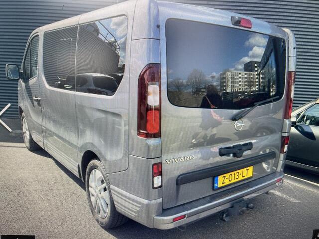 Opel VIVARO Combi 1.6 CDTI L1H1 Innovation / 8 persoons / vaste prijs rijklaar ¤ 21.950 marge / vrij van btw / euro 6 diesel / airco / cruise / camera / trekhaak / metallic lak / lichtmetalen velgen