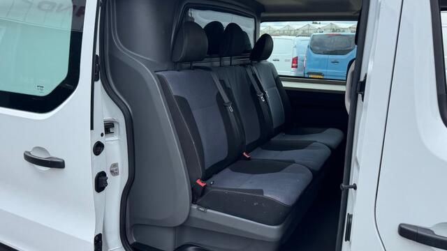 Opel VIVARO 1.6 CDTI 107KW 145PK L2H1 DC DUBBELE CABINE AIRCO/ NAVIGATIE/ CR
