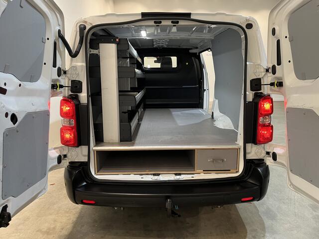 Opel VIVARO 2.0 CDTI L3H1 150 PK Servicebus / Inrichting / Euro 6 / Airco / Cruise Control / Camera / Trekhaak / CarPlay / Navigatie / 3-Zits /