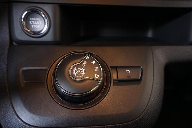 Opel VIVARO 145pk Automaat Dubbele Cabine L3H1 Navigatie Apple Carplay Cruise control Trekhaak