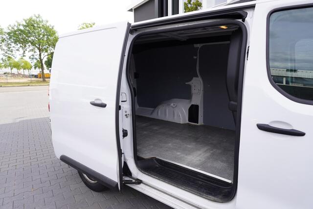 Opel VIVARO 2.0 BlueHDi 145PK L3 - EURO 6 - Airco - Navi - Cruise - ¤ 17.900,- Excl.