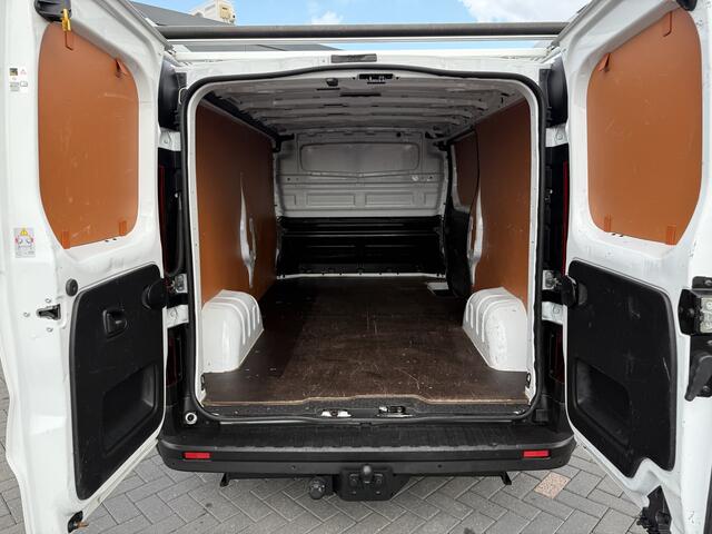 Opel VIVARO 1.6 CDTI 126 PK / L2H1 / IMPERIAAL / TREKHAAK / CAMERA / AIRCO / CRUISE / 3-ZITS