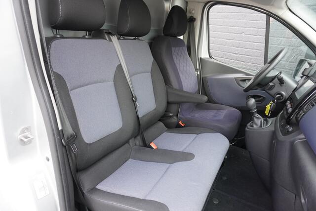 Opel VIVARO 1.6 CDTI 125PK EURO 6 - Airco - Navi - Stoelverwarming - ¤10.900,- Excl.