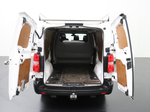 Opel VIVARO 2.0CDTI 122PK XXL | Imperiaal | Trekhaak | Gate Locks | Navigatie | Camera | Airco | Cruise | 3-Persoons