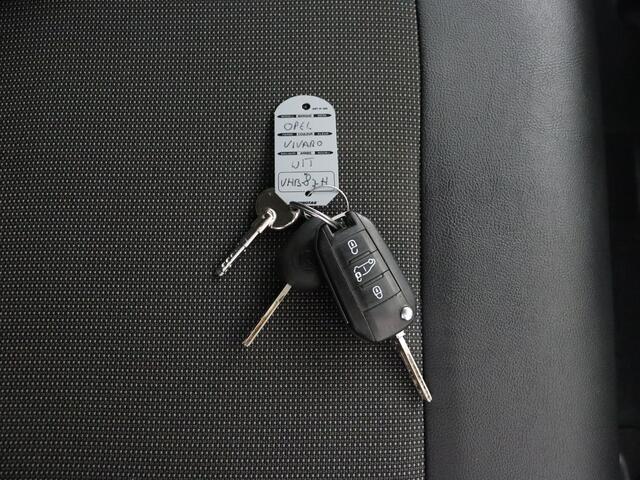 Opel VIVARO 2.0CDTI 122PK XXL | Imperiaal | Trekhaak | Gate Locks | Navigatie | Camera | Airco | Cruise | 3-Persoons