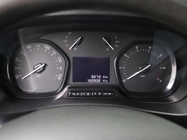 Opel VIVARO 2.0CDTI 122PK XXL | Imperiaal | Trekhaak | Gate Locks | Navigatie | Camera | Airco | Cruise | 3-Persoons