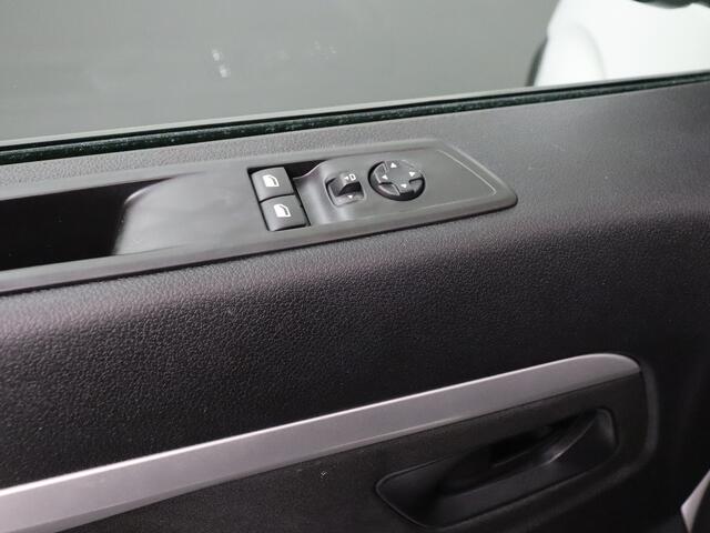 Opel VIVARO 2.0CDTI 122PK XL Dubbele Cabine | Imperiaal | Trekhaak | Navigatie | Camera | Airco | Cruise | Betimmering