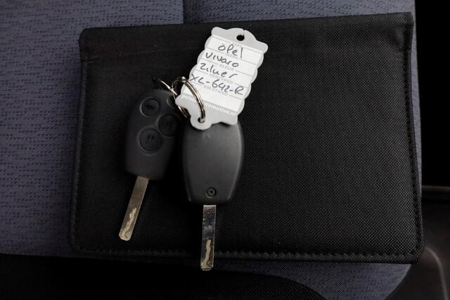 Opel VIVARO Combi 1.6 CDTI 120pk E6 L2H1 Personenbus Incl BTW/BPM 01-2019