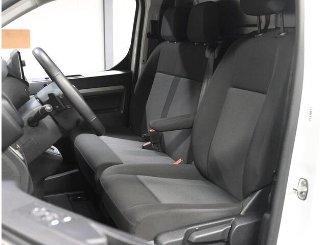 Opel VIVARO 2.0 Diesel 180PK S&S L3 | 1ste eigenaar | AUTOMAAT | AppleCarPlay/AndroidAuto | Armsteun | 3 Zits | Houtenlaadvloer | Navigatie | Keyless | Stuurverwarming | Climate Control | Cruise Control | Parkeersensoren |