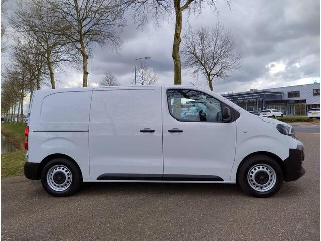 Opel VIVARO Electric L2 75 kWh 136pk | NAVI | Multimedia | Apple Carplay | Android Auto | Achteruitrijcamera | Parkeersensoren achter | Digitale cockpit | Stuurwielbediening | Tussenwand comfort met raam | Bestuurdersstoel comfort | Armsteun | Bank voorpassagiers | e