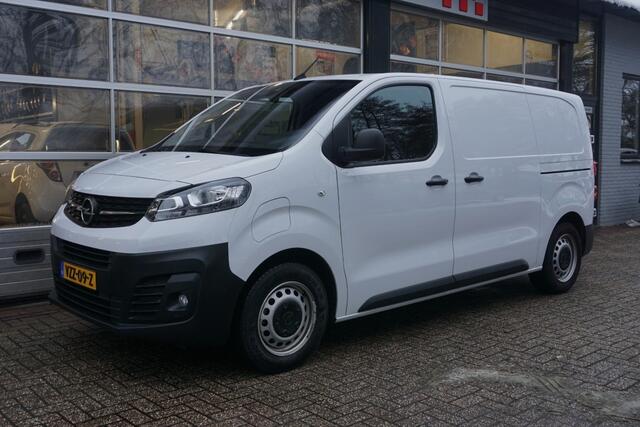 Opel VIVARO Electric L2 50 kWh Camera/Navi/PDC!