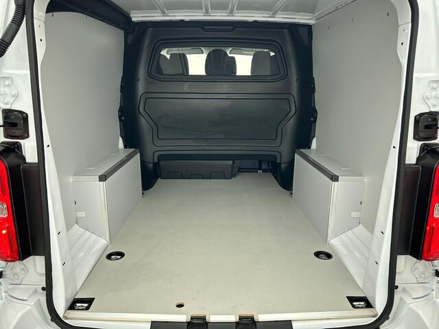 Opel VIVARO 2.0 Diesel 180 S&S L3 Automaat Dubbele Cabine 2 schuifdeuren Android Auto/Apple CarPlay Navigatie Keyless Entry&Start Climate Control Camera Cruise Control Houten afwerking laadruimte Trekhaak lichtmetalen velgen
