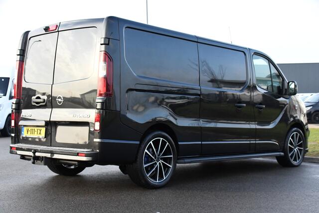 Opel VIVARO 1.6 CDTI L2H1 Sport Black Edition Camera, Cruise, 125pk, Multimedia, Trekhaak, LED, Sensoren, Trekhaak, Uniek!