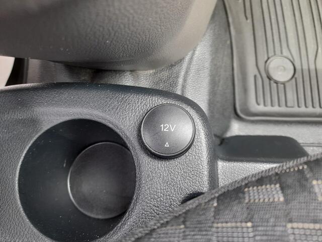 Opel VIVARO 2.0 CDTI 145PK L2H1 Edition Automaat Airco Navigatie Bluetooth Cruise Trekhaak