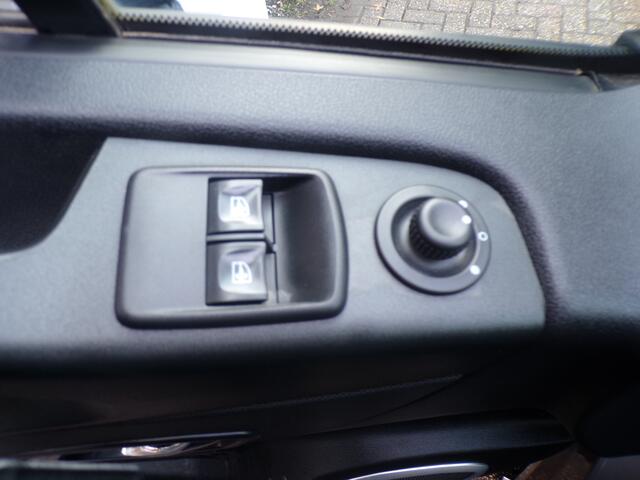 Opel VIVARO 1.6 CDTI L2H1 Edition NAVI,CAMERA,AIRCO,TOP STAAT,MARGE !