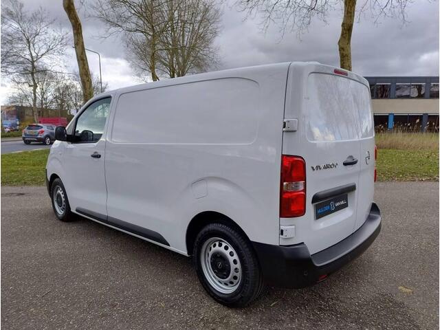 Opel VIVARO Electric L2 75 kWh 136pk | 8 jaar garantie | 0% financial lease | Multimedia | Apple Carplay | Android Auto | Achteruitrijcamera | Parkeersensoren achter | Digitale cockpit | Stuurwielbediening | Bestuurdersstoel comfort | Bank voorpassagiers | van ¤45.43