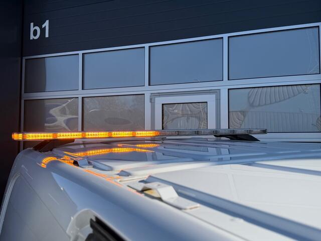 Opel VIVARO 2.0 CDTi 144pk L3H1 Edition / Zwaailamp / Navi / Airco / Cruise / Carplay