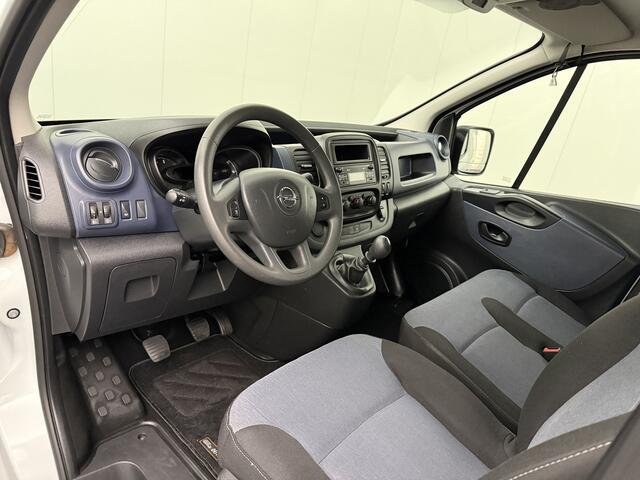 Opel VIVARO 1.6CDTI Business | Euro 6 | Imperiaal | Trekhaak | Airco | Cruie | Camera | 3-Zit