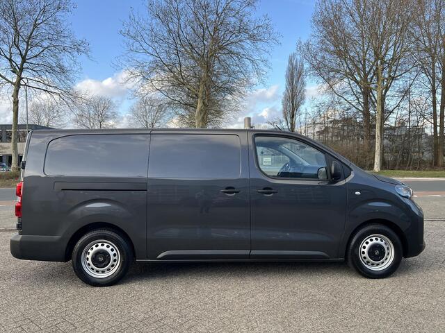 Opel VIVARO Electric L3 75 kWh 136pk | ACTIE! | 8 jaar garantie | 0% financial lease| NAVI | Apple Carplay | Android Auto | Parkeersensoren voor- en achter | Achteruitrijcamera | Dode hoek detectie | Mistlampen | Licht- en regensensor | Automatische verlichting | Dig