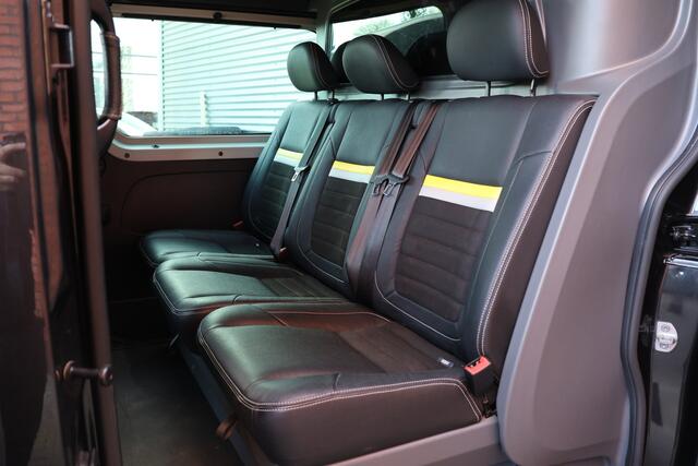 Opel VIVARO 1.6 CDTI L2H1 DC Irmscher 108/200 | Marge | BTW / BPM Vrij | Dubbel cabine | 5-Zitter | Camera | Navigatie | Stoelverwarming | Trekhaak | Alcantara | Nieuwe APK | NAP Logisch | Dealer onderhouden