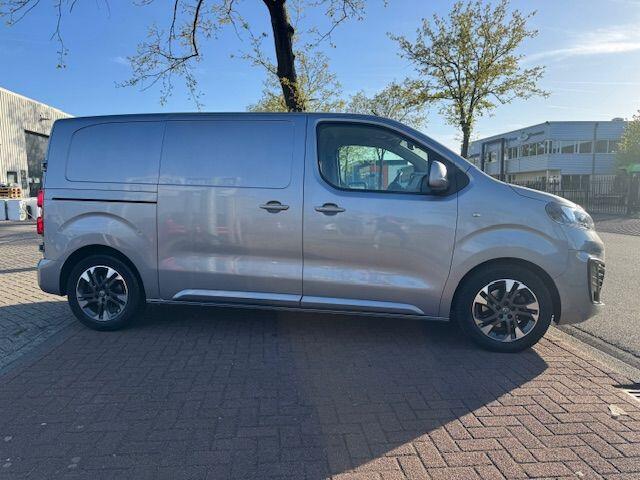 Opel VIVARO 2.0 CDTI L2 Innovation+ Edition BTW/BPM VRIJ Airco/ECC,Navigatie,Camera,HUD