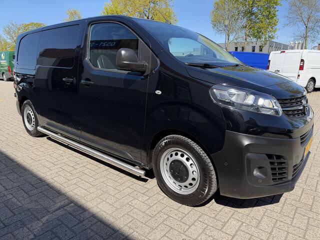 Opel VIVARO 1.5 CDTI L2H1 Selection / euro 6 / bpm vrij / vaste prijs rijklaar ¤ 17.950 ex btw / lease vanaf ¤ 302 / dubbele schuifdeur / zwart metallic / trekhaak / airco / cruise