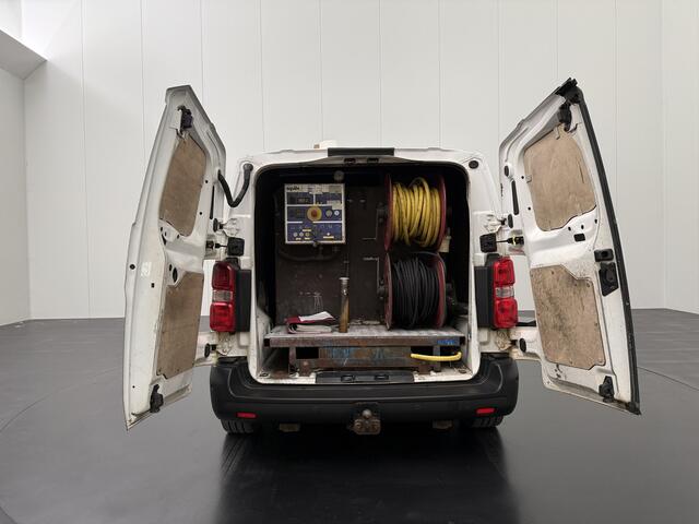 Opel VIVARO 2.0CDTI Lang | Hogedrukreinigings installatie | Navigatie | Camera | Airco | Cruise | 3-Zits