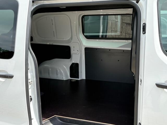 Opel VIVARO Electric L2 / Cruise / Carplay / Dodehoek / Airco / PDC /