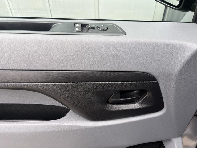 Opel VIVARO 1.5 CDTI L2H1 Marge BTW en BPM vrij!! Airco Cruise controle Navigatiesysteem 2-Persoons Parkeerhulp achter Apple carplay 1e eigenaar Euro 6 Bpm en Btw vrij voor particulier gebruik !!