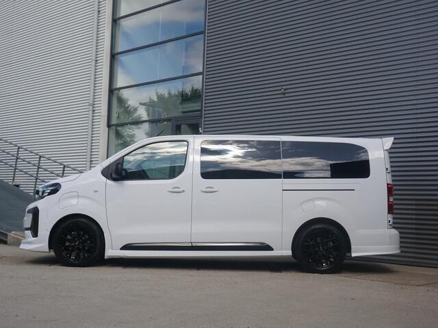 Opel VIVARO Vivaro-e Dubbele Cabine 75kWh | STX Sport | Mooiste bus van NL (!) | Lederen bekleding | Spoilerpakket | 18 inch Lichtmetalen velgen | Dynamic Comfort NAV Pakket | Winterpakket | 2x schuifdeur | Betimmering | Comfortstoelen |