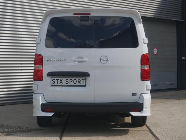 Opel VIVARO Vivaro-e Dubbele Cabine 75kWh | STX Sport | Mooiste bus van NL (!) | Lederen bekleding | Spoilerpakket | 18 inch Lichtmetalen velgen | Dynamic Comfort NAV Pakket | Winterpakket | 2x schuifdeur | Betimmering | Comfortstoelen |