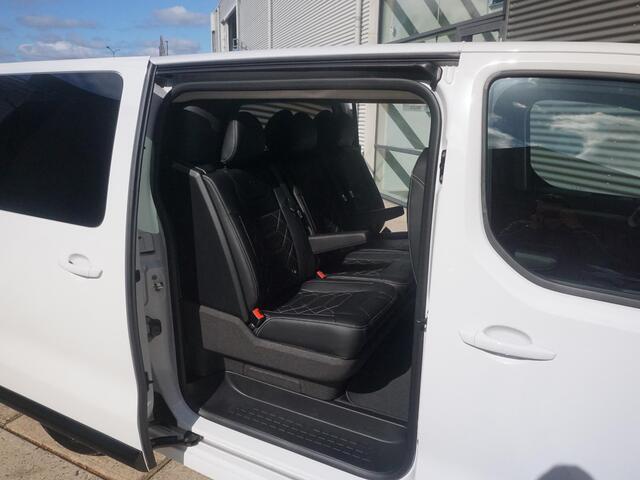 Opel VIVARO Vivaro-e Dubbele Cabine 75kWh | STX Sport | Mooiste bus van NL (!) | Lederen bekleding | Spoilerpakket | 18 inch Lichtmetalen velgen | Dynamic Comfort NAV Pakket | Winterpakket | 2x schuifdeur | Betimmering | Comfortstoelen |