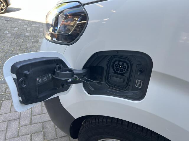 Opel VIVARO Vivaro-e Combi L3 EV 3-FASEN 50kWh 136pk | MARGE AUTO | 9-ZITS | PARKEERSENSOREN | BLUETOOTH | DAB+ | AIRCO | ISOFIX | CRUISE CONTROL |