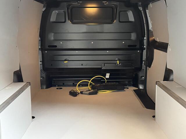 Opel VIVARO Vivaro-e L3H1 Edition 75 kWh Automaat Airco Navigatie Cruise Control