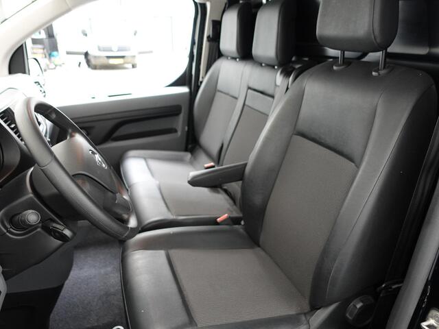 Opel VIVARO Vivaro-e 75kWh L2H1 Innovation Automaat Cruise Control Airco Navi Camera 3-zits