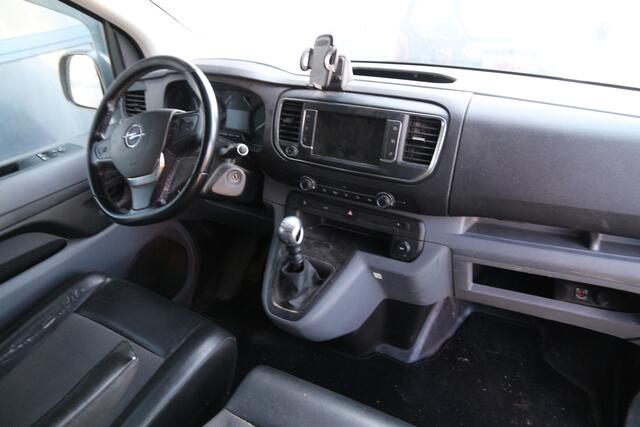 Opel VIVARO 2.0 CDTI 150 / Engine broken / Cruise / Airco..