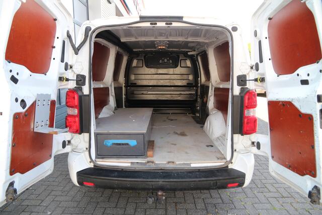 Opel VIVARO 2.0 CDTI 150 / Engine broken / Cruise / Airco..