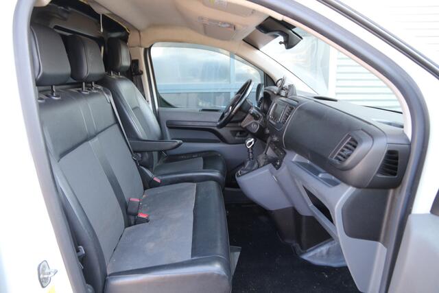 Opel VIVARO 2.0 CDTI 150 / Engine broken / Cruise / Airco..
