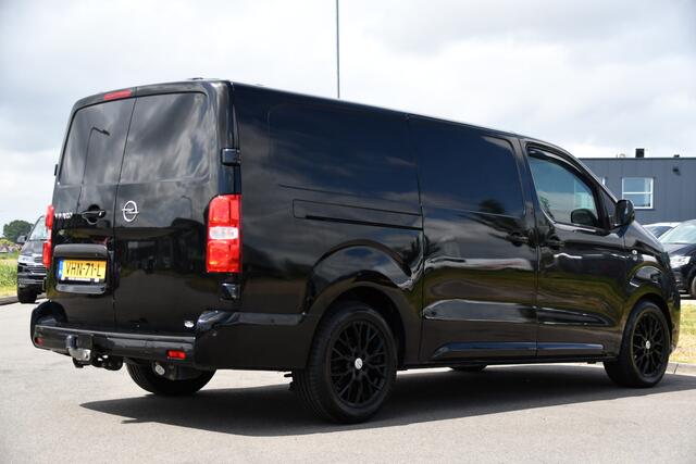 Opel VIVARO 2.0 CDTI L3H1 Black Edition Camera, Cruise, Carplay, Sensoren, 122pk, Automaat, Leder, Trekhaak, Multimedia, Uniek!