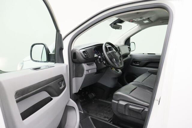 Opel VIVARO 2.0 CDTI L2H1 Edition 2019 Carplay | Navigatie | Camera | Airco | Cruise control | Trekhaak | PDC | Automaat | Bluetooth | Elektrische ramen + spiegels | 3- zits | Lichtsensor | Nette bus