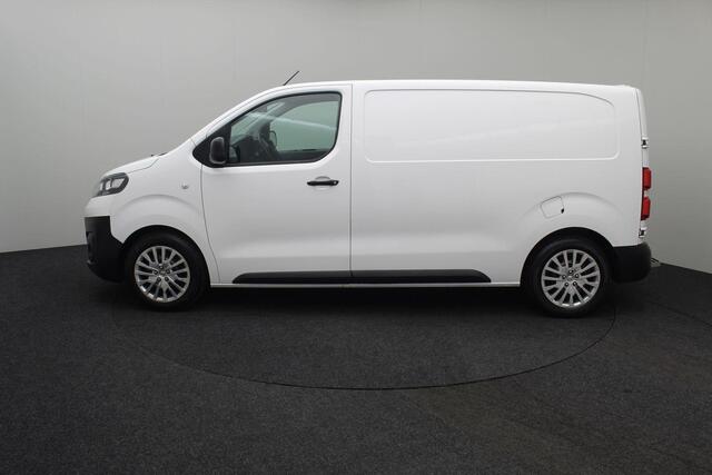 Opel VIVARO 2.0 CDTI L2H1 Edition 2019 Carplay | Navigatie | Camera | Airco | Cruise control | Trekhaak | PDC | Automaat | Bluetooth | Elektrische ramen + spiegels | 3- zits | Lichtsensor | Nette bus
