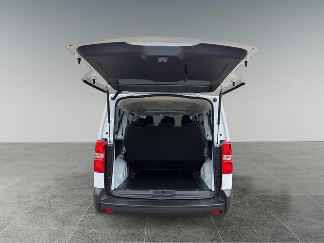 Opel VIVARO Combi Electric L3 75kWh 136pk | 9-persoons | Achterklep | Connected Pakket | Multimediascherm groot | NAVI | Apple Carplay | Android Auto | Achteruitrijcamera | Parkeersensoren achter | Bestuurdersstoel comfort met armsteun | van ¤61.812 oor ¤47.550 incl.
