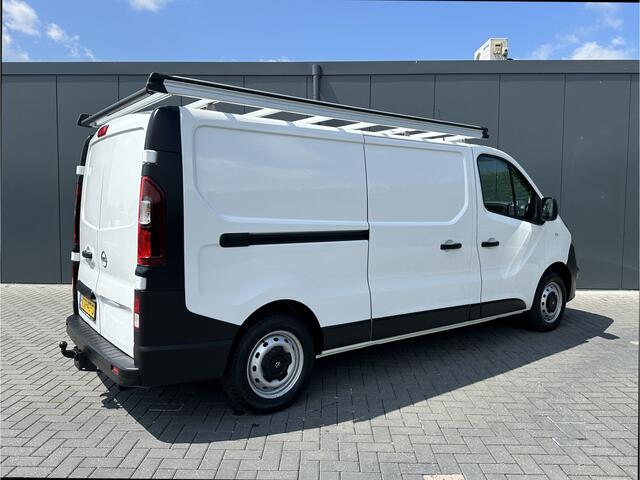 Opel VIVARO 1.6 CDTI 122 PK E6 / L2H1 / IMPERIAAL / TREKHAAK / 3 ZITS / AIRCO / NAVI / CRUISE