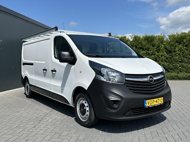 Opel VIVARO 1.6 CDTI 122 PK E6 / L2H1 / IMPERIAAL / TREKHAAK / 3 ZITS / AIRCO / NAVI / CRUISE