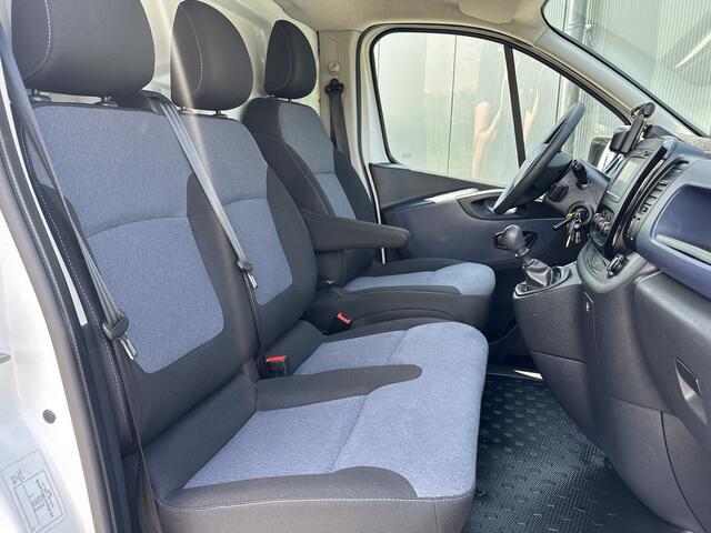 Opel VIVARO 1.6 CDTI 122 PK E6 / L2H1 / IMPERIAAL / TREKHAAK / 3 ZITS / AIRCO / NAVI / CRUISE